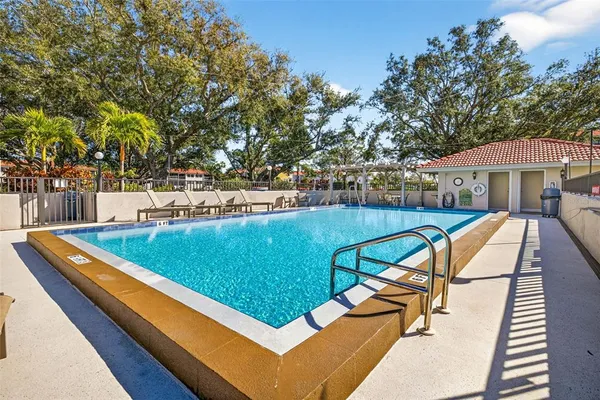 $2,200 | 1805 Mariner Drive, Unit 52, Tarpon Springs, FL 34689