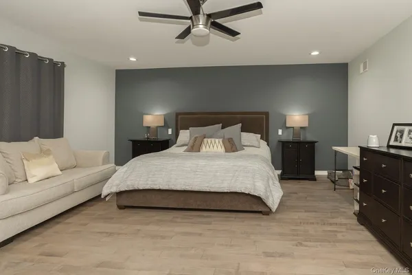 $999,000 | 7 Jackson Street, Nesconset, NY 11767