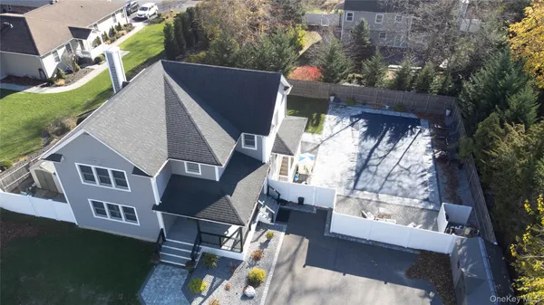 $999,000 | 7 Jackson Street, Nesconset, NY 11767