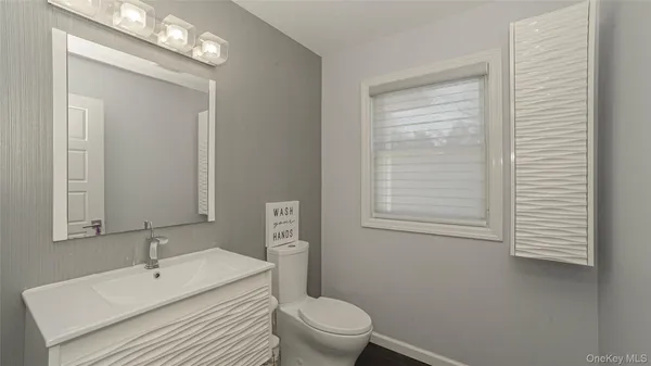 $999,000 | 7 Jackson Street, Nesconset, NY 11767