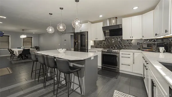 $999,000 | 7 Jackson Street, Nesconset, NY 11767