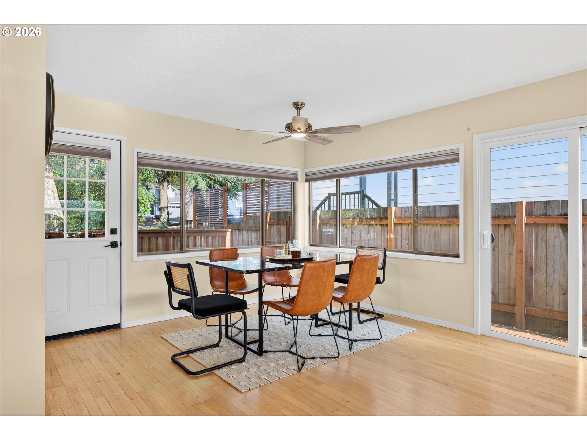 1323 Southwest Carson Street Portland, OR 97219 - Photo 11 of 36 Gallery Image 11