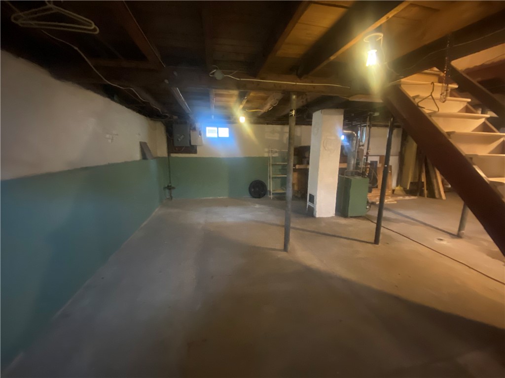 44 Shore Road East Providence, RI 02915 - Photo 13 of 13