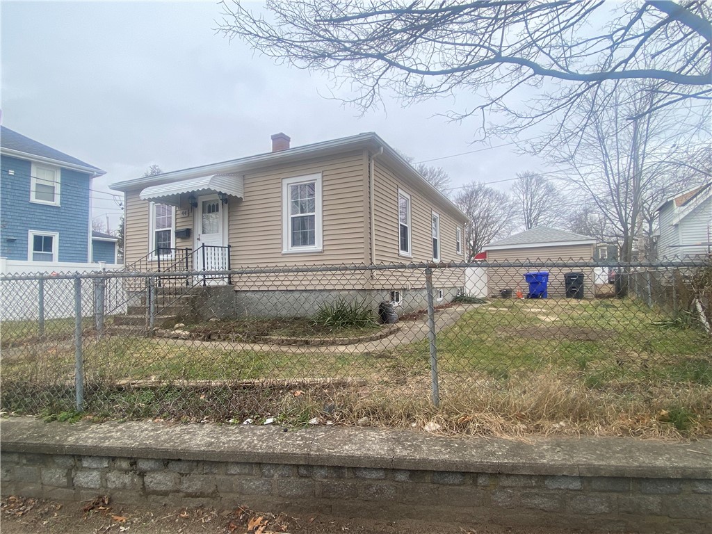 44 Shore Road East Providence, RI 02915 - Photo 2 of 13