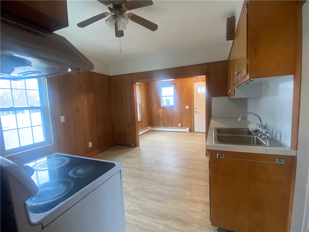 44 Shore Road East Providence, RI 02915 - Photo 6 of 13