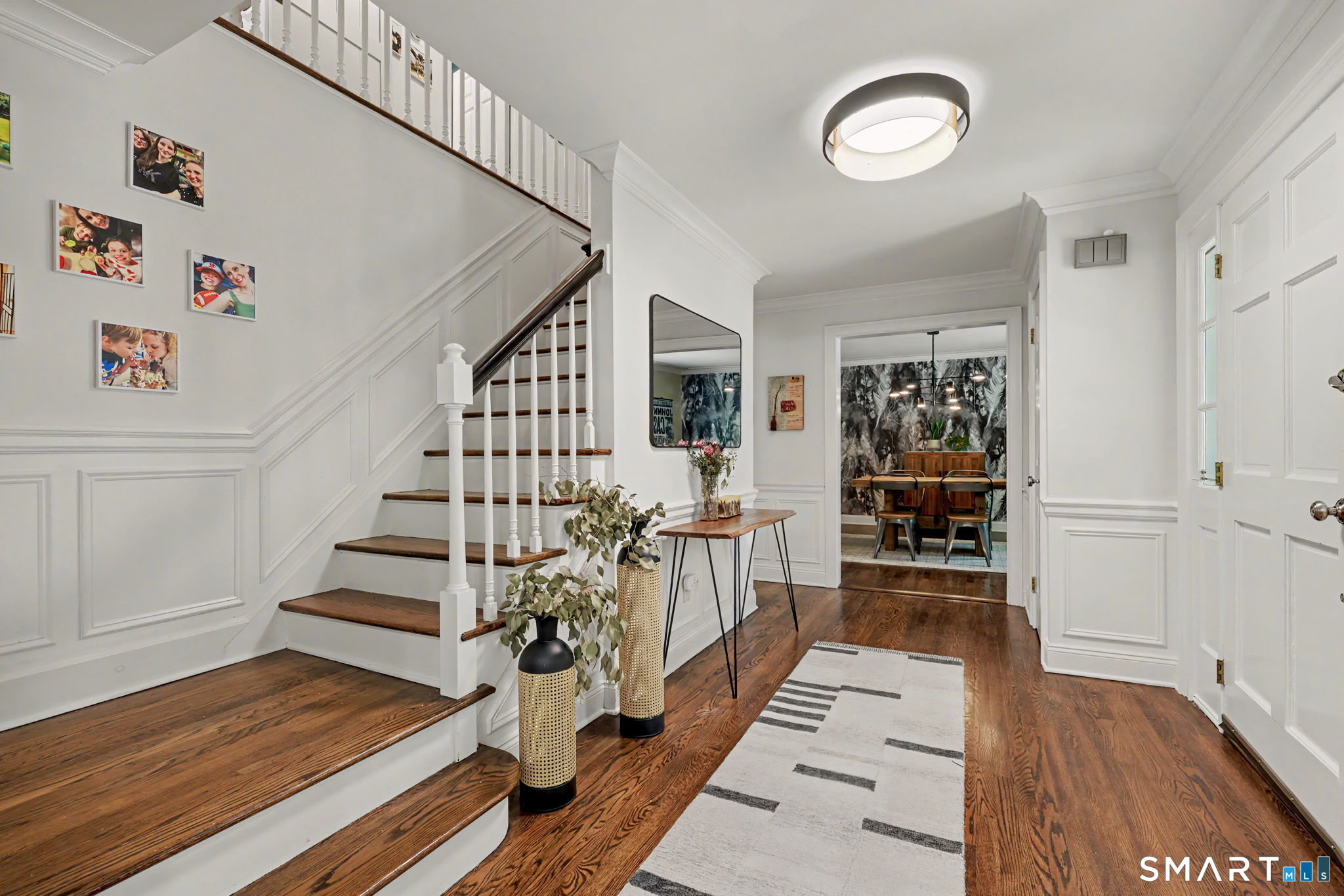 39 Cranbury Road Norwalk, CT 06851 - Photo 4 of 37
