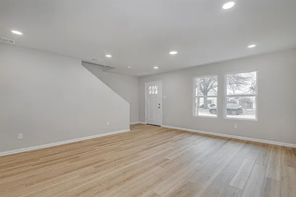 $465,000 | 3325 Eastland Street, Fort Worth, TX 76119