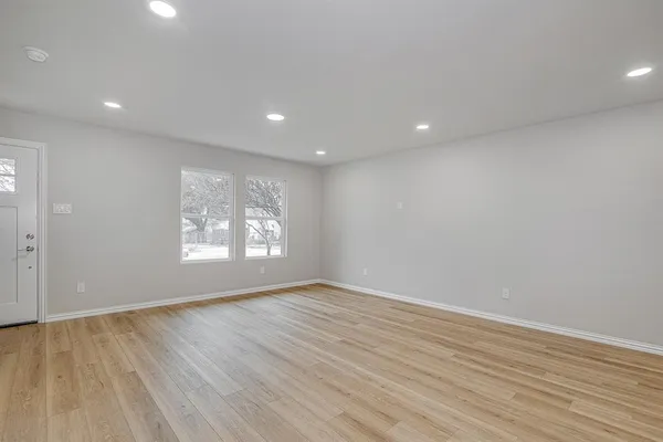 $465,000 | 3325 Eastland Street, Fort Worth, TX 76119