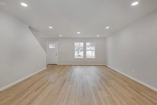 $465,000 | 3325 Eastland Street, Fort Worth, TX 76119