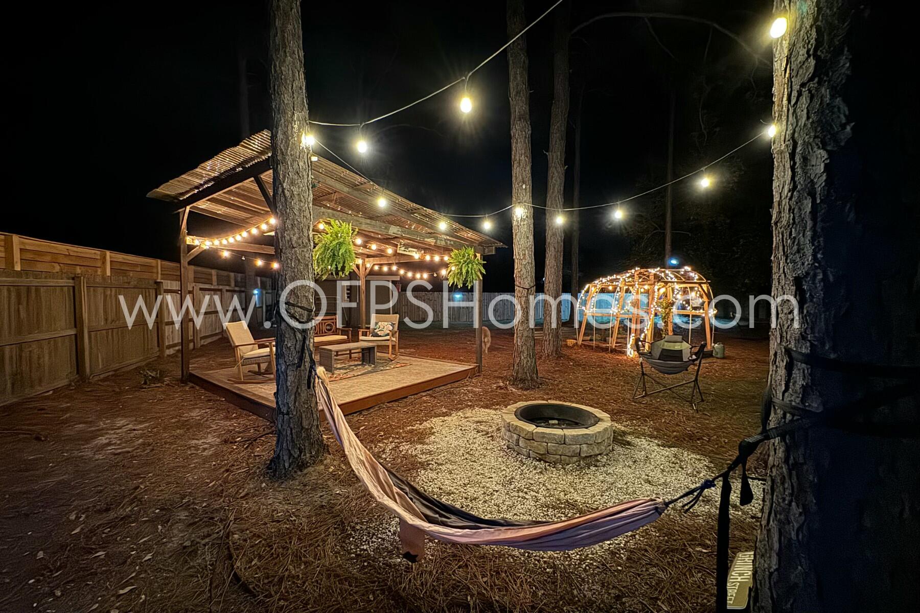 2400 Avenida De Sol Navarre, FL 32566 - Photo 41 of 42 a view of a interior of the house