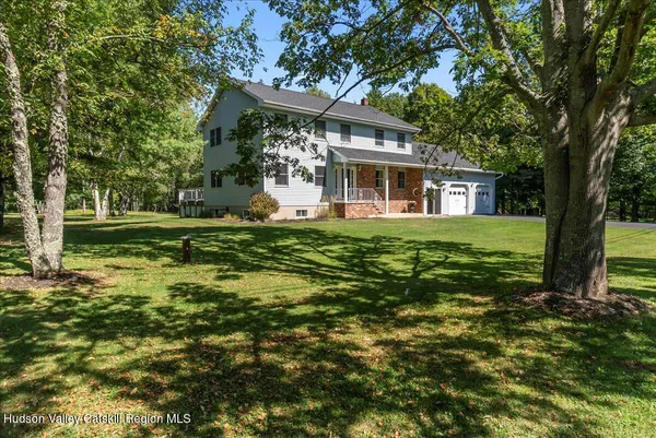 $495,000 | 29 Stone Mountain Road, Round Top, NY 12473