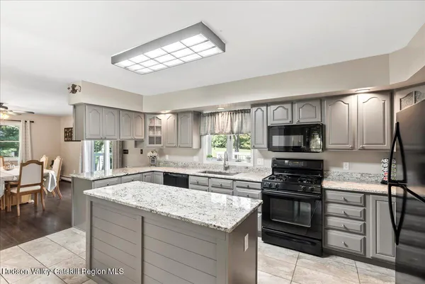 $495,000 | 29 Stone Mountain Road, Round Top, NY 12473