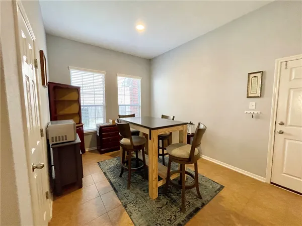 $2,600 | 501 King Eider Lane, Cedar Park, TX 78613