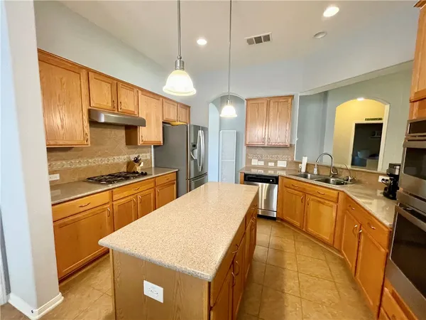 $2,600 | 501 King Eider Lane, Cedar Park, TX 78613