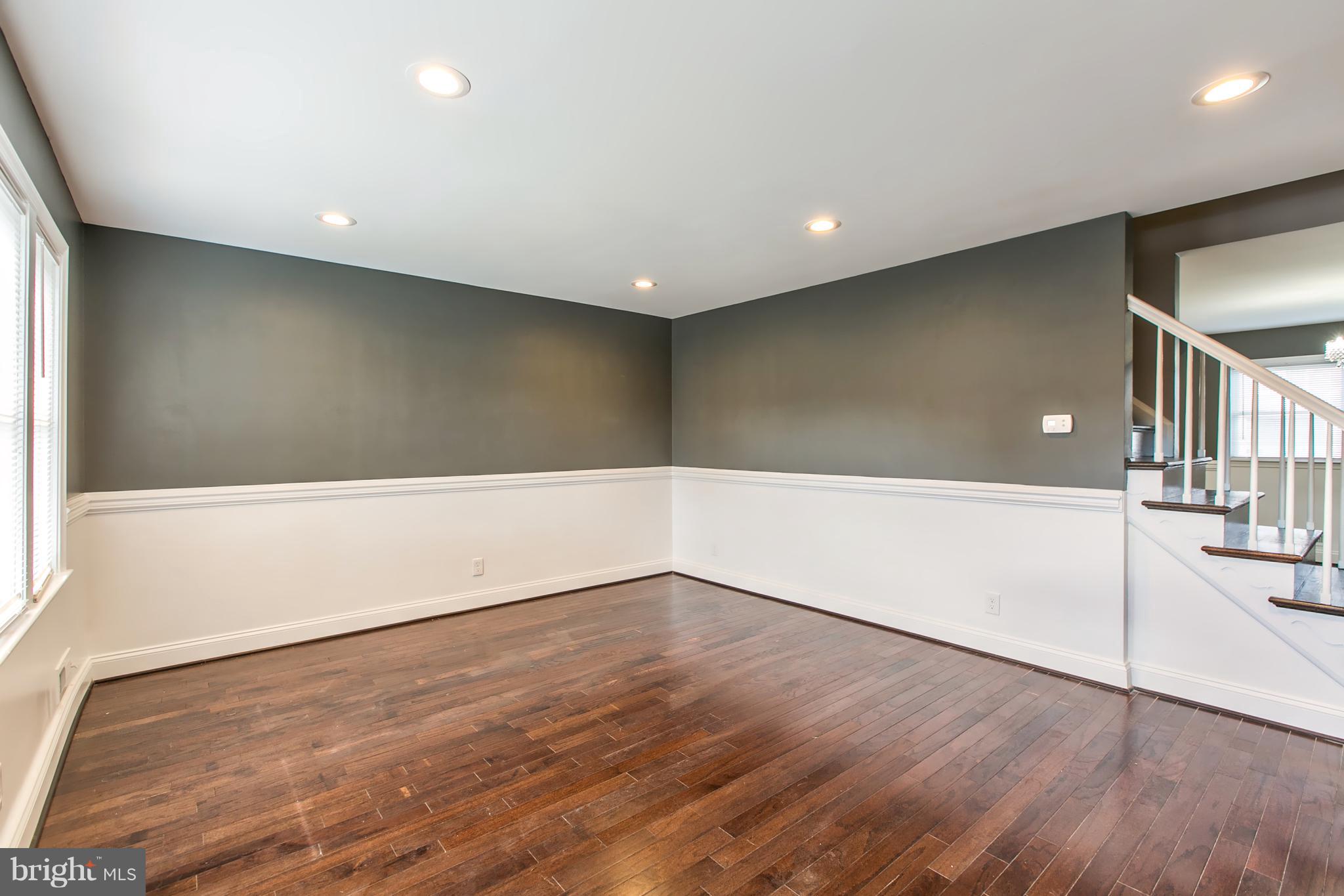 1670 Burnwood Road Baltimore, MD 21239 - Photo 11 of 30 Lots of Recess Light