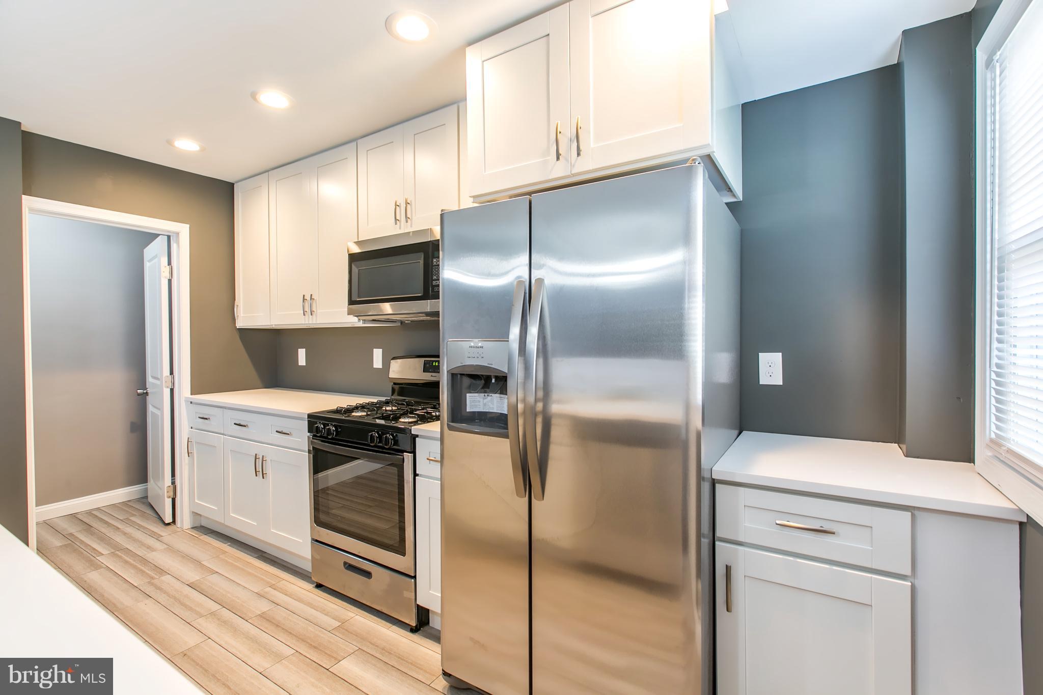 1670 Burnwood Road Baltimore, MD 21239 - Photo 5 of 30 Slow Close Cabinets