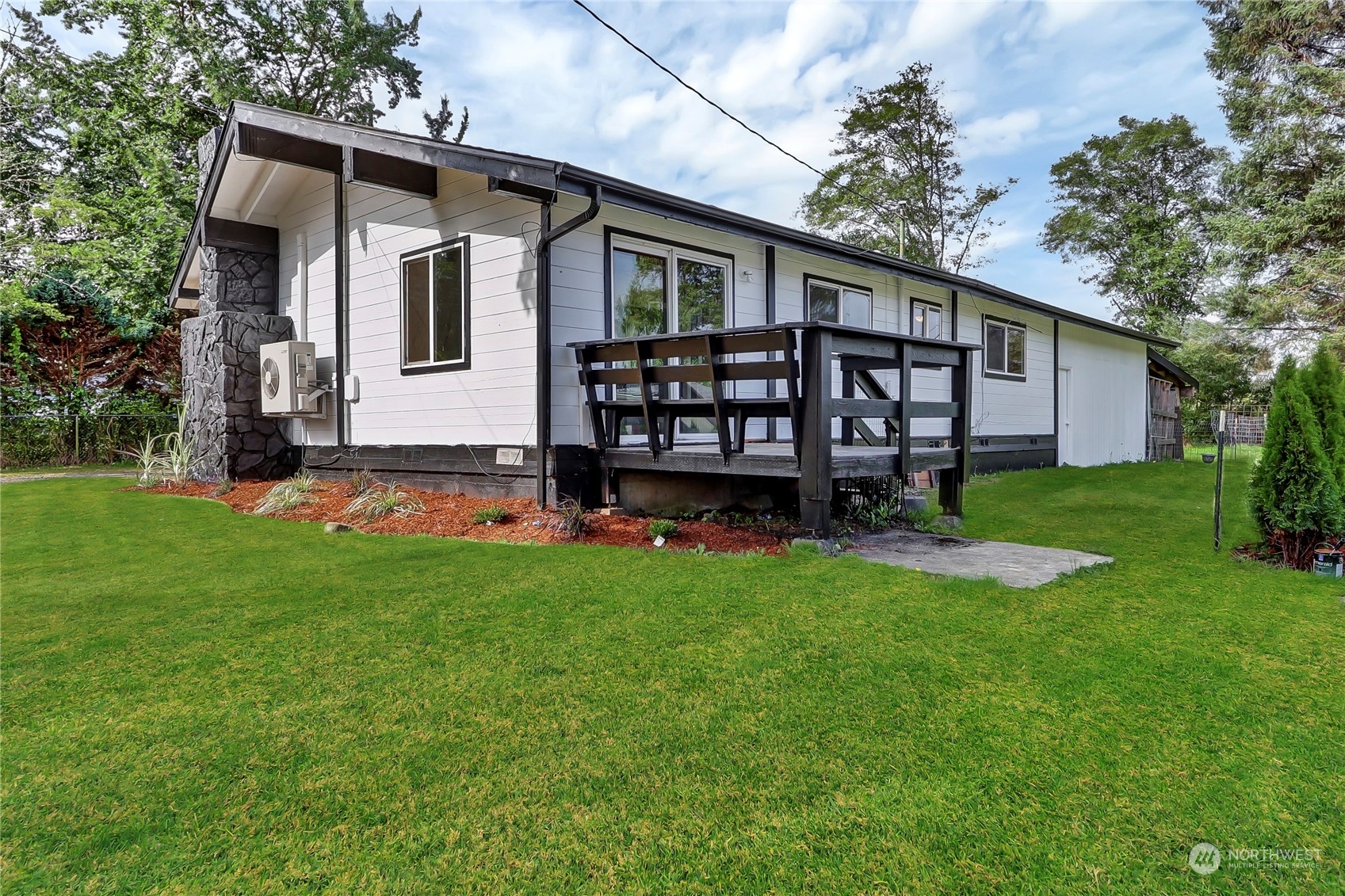 1005 Calhoun Road Aberdeen, WA 98520 - Photo 2 of 22 Gallery Image 2
