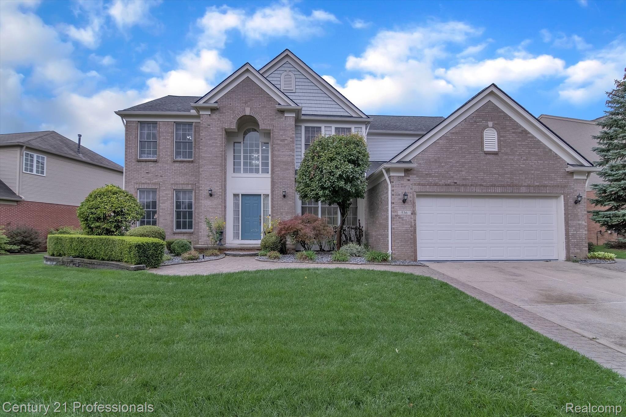 536 Bedlington Drive Rochester, MI 48307 - Photo 2 of 54 02-536 Bedlington Dr-Windowstill Real Estate Photography-3.jpg