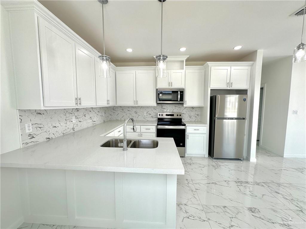 2100 Selena Street, Unit 2 Mission, TX 78572 - Photo 5 of 11