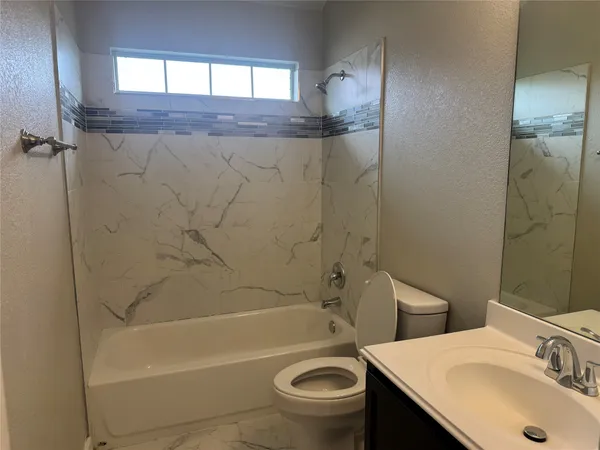 $2,700 | 1800 Rachel Lane, Round Rock, TX 78664