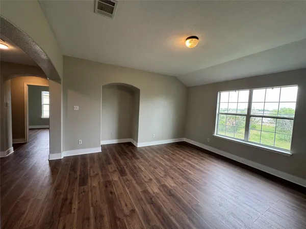 $2,700 | 1800 Rachel Lane, Round Rock, TX 78664