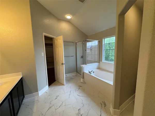 $2,700 | 1800 Rachel Lane, Round Rock, TX 78664