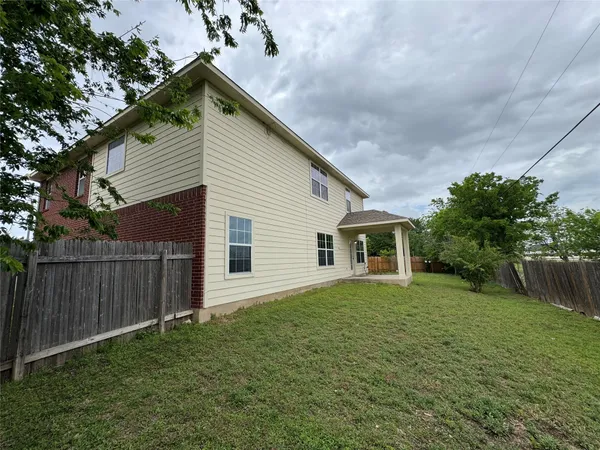 $2,700 | 1800 Rachel Lane, Round Rock, TX 78664