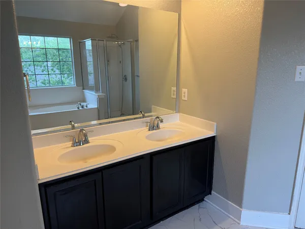 $2,700 | 1800 Rachel Lane, Round Rock, TX 78664