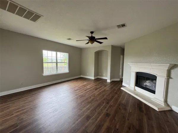 $2,700 | 1800 Rachel Lane, Round Rock, TX 78664