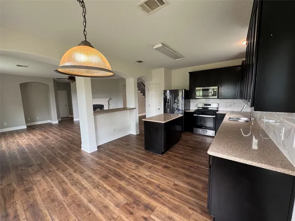 $2,700 | 1800 Rachel Lane, Round Rock, TX 78664