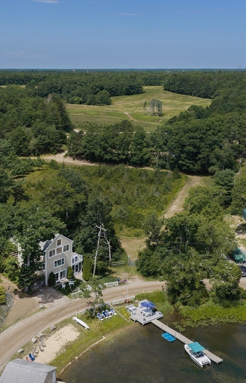 197 Roxy Cahoon Road Plymouth, MA 02360 - Photo 6 of 41 Gallery Image 6