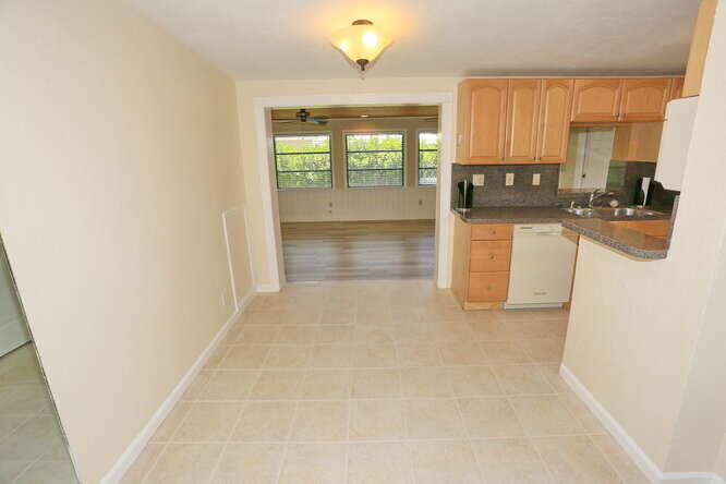 3864 Dunes Road Palm Beach Gardens, FL 33410 - Photo 13 of 44 Dining Room