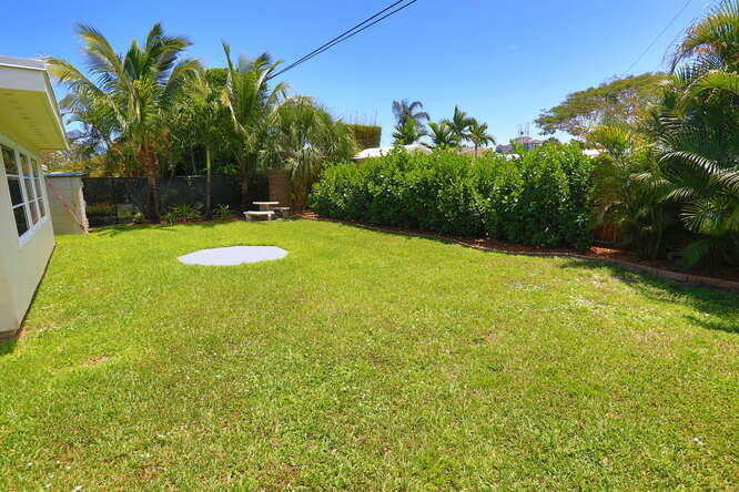 3864 Dunes Road Palm Beach Gardens, FL 33410 - Photo 36 of 44 Exterior Rear