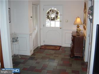 892 Sensor Road Yardley, PA 19067 - Photo 10 of 12 Gallery Image 10