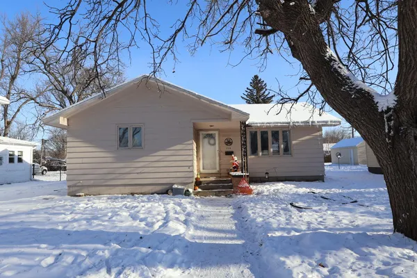 $135,000 | 714 Lyndale Avenue, Morris, MN 56267