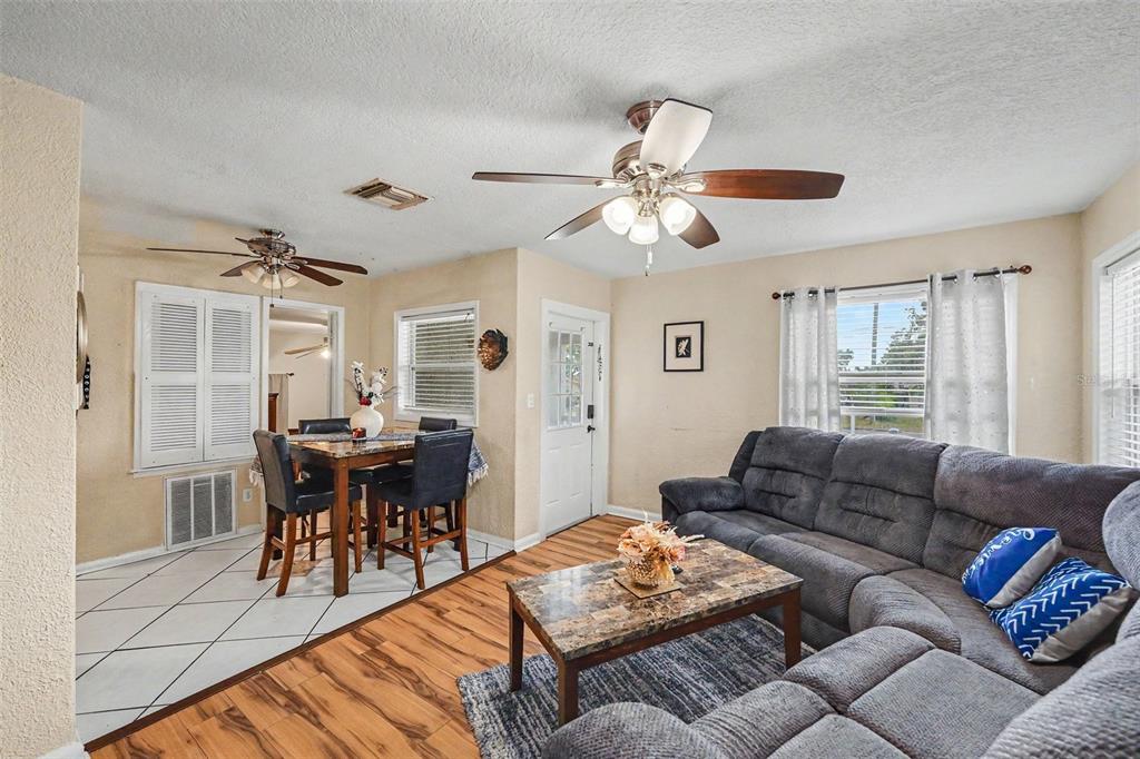 1464 Druid Road Clearwater, FL 33756 - Photo 7 of 26