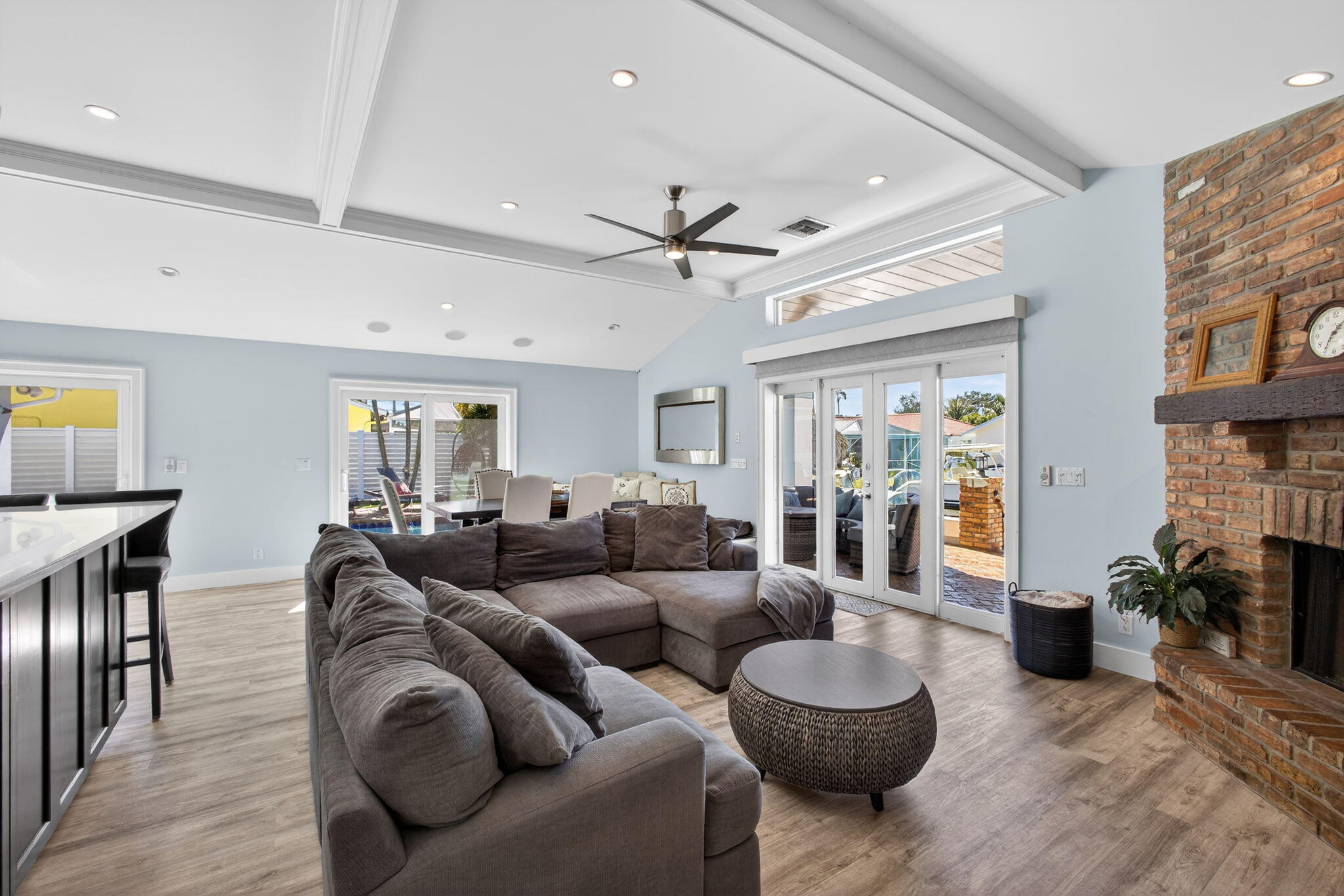 908 Penn Trail Jupiter, FL 33458 - Photo 17 of 71 Living