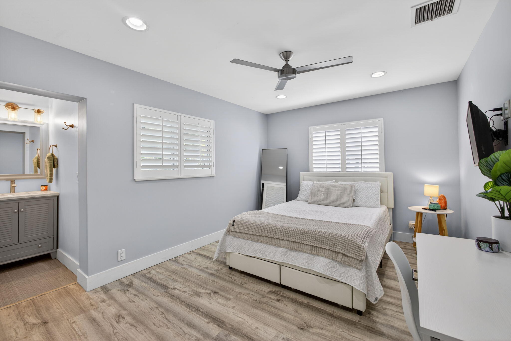 908 Penn Trail Jupiter, FL 33458 - Photo 33 of 71 Guest Room