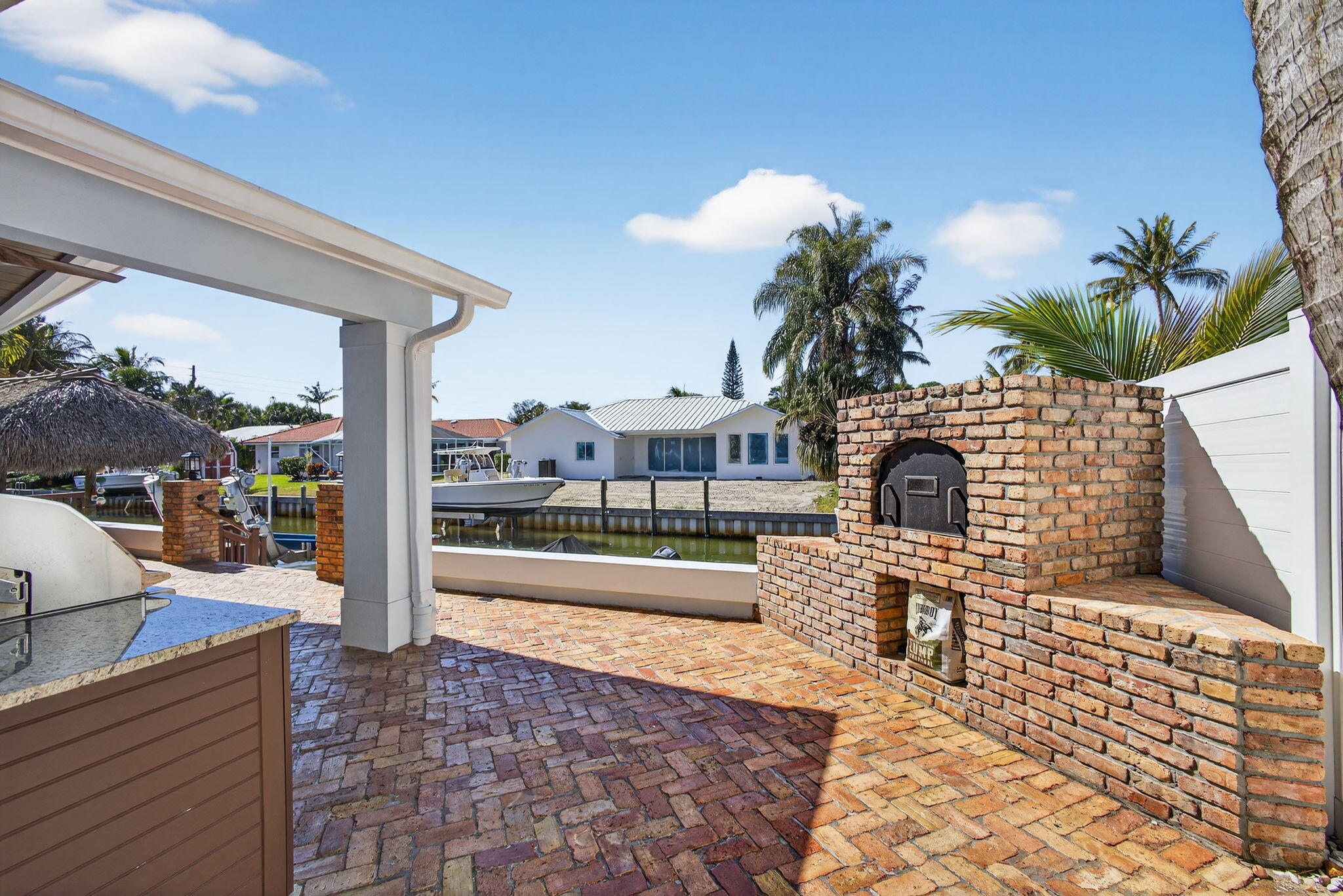 908 Penn Trail Jupiter, FL 33458 - Photo 47 of 71 Pizza Oven