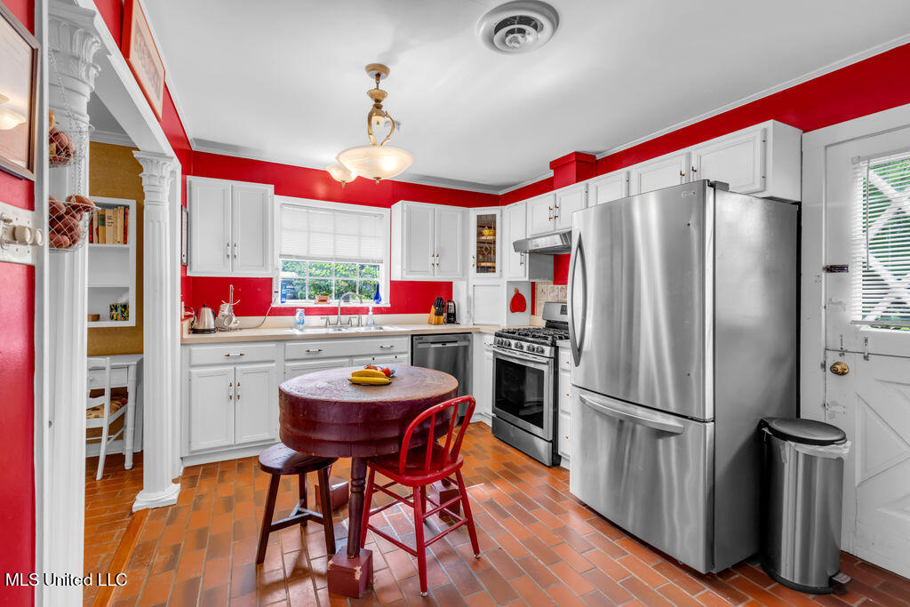 6001 Ridge Road Ocean Springs, MS 39564 - Photo 8 of 38 6001RidgeRd-12
