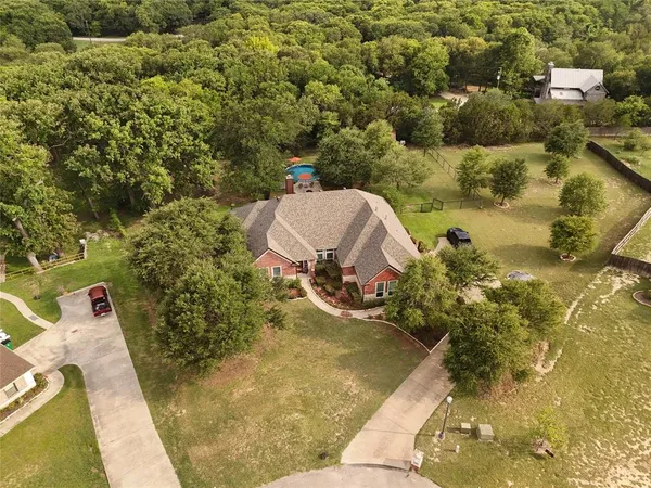 $549,000 | 239 Palomino Court, Cresson, TX 76035