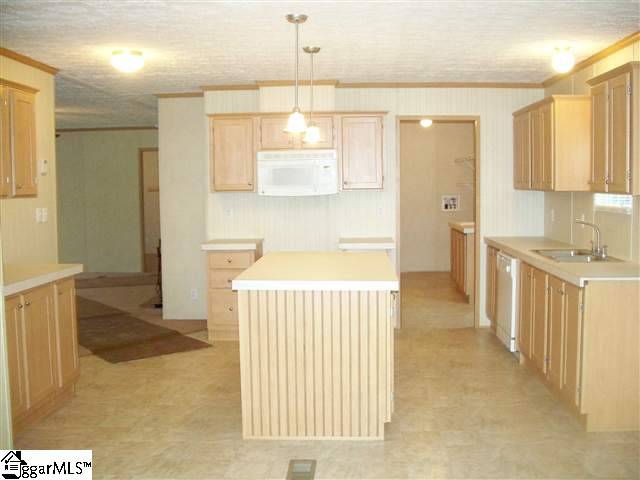 540 Good Road Landrum, SC 29356 - Photo 3 of 22