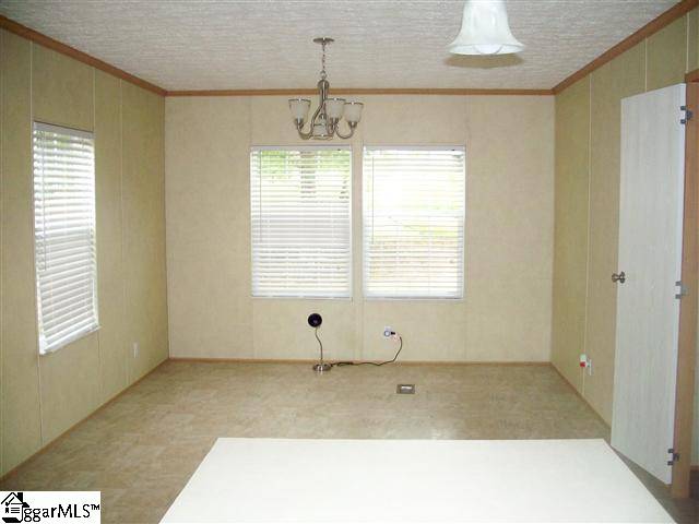 540 Good Road Landrum, SC 29356 - Photo 5 of 22