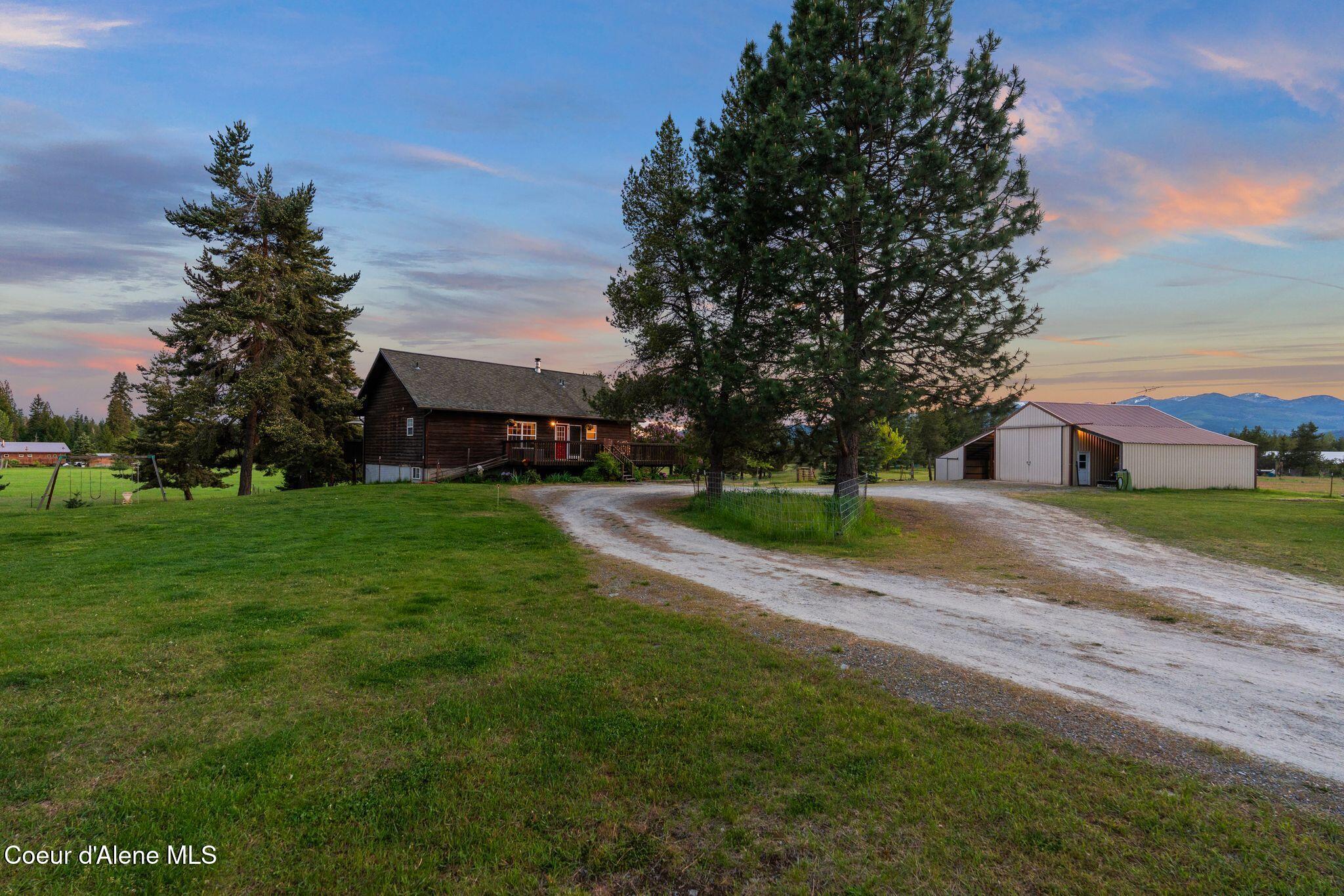 260 Grouse Creek Road Sandpoint, ID 83864 - Photo 3 of 47 3_A7401378