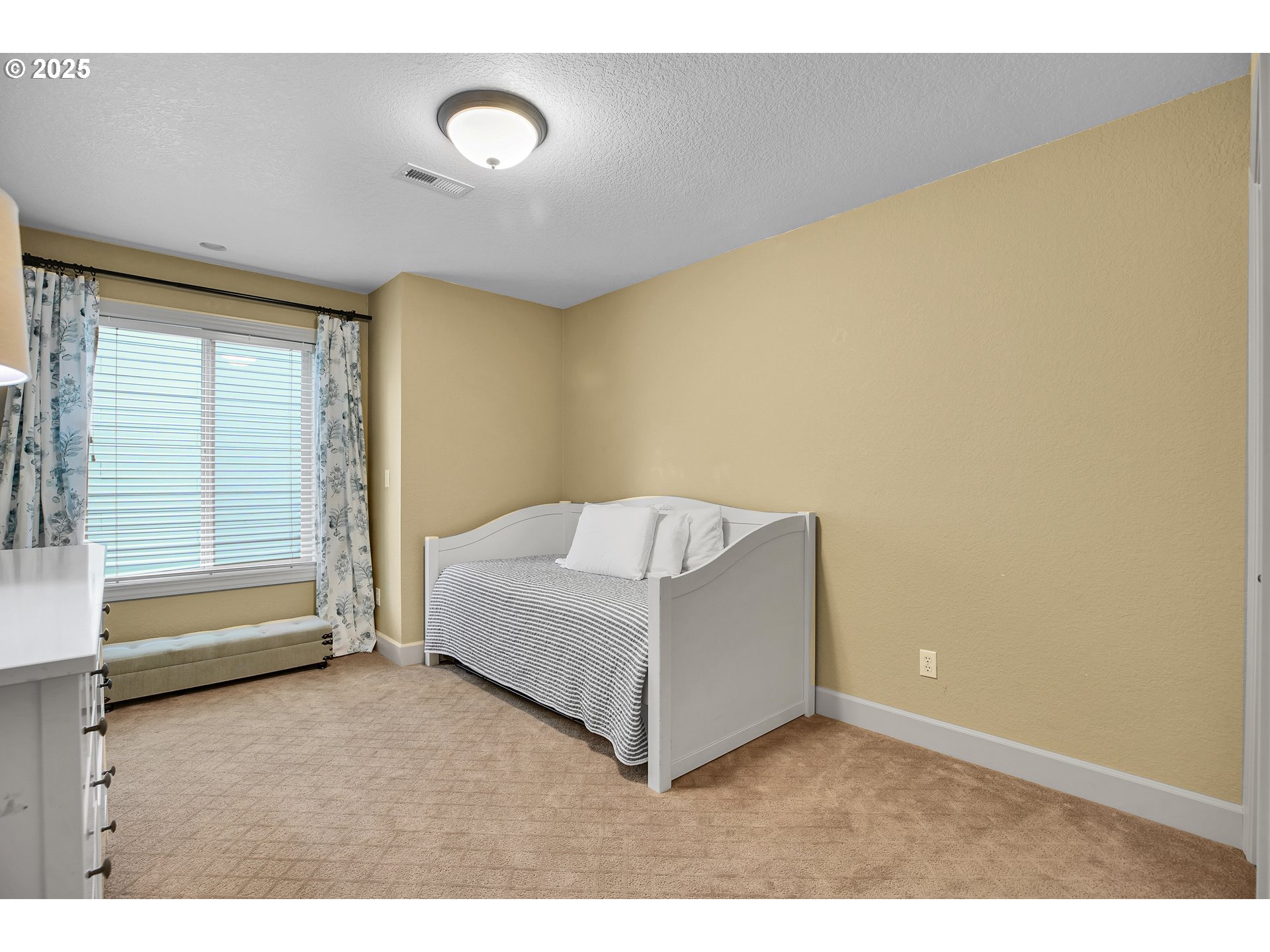 552 Northwest 24th Circle Camas, WA 98607 - Photo 37 of 47 Gallery Image 37