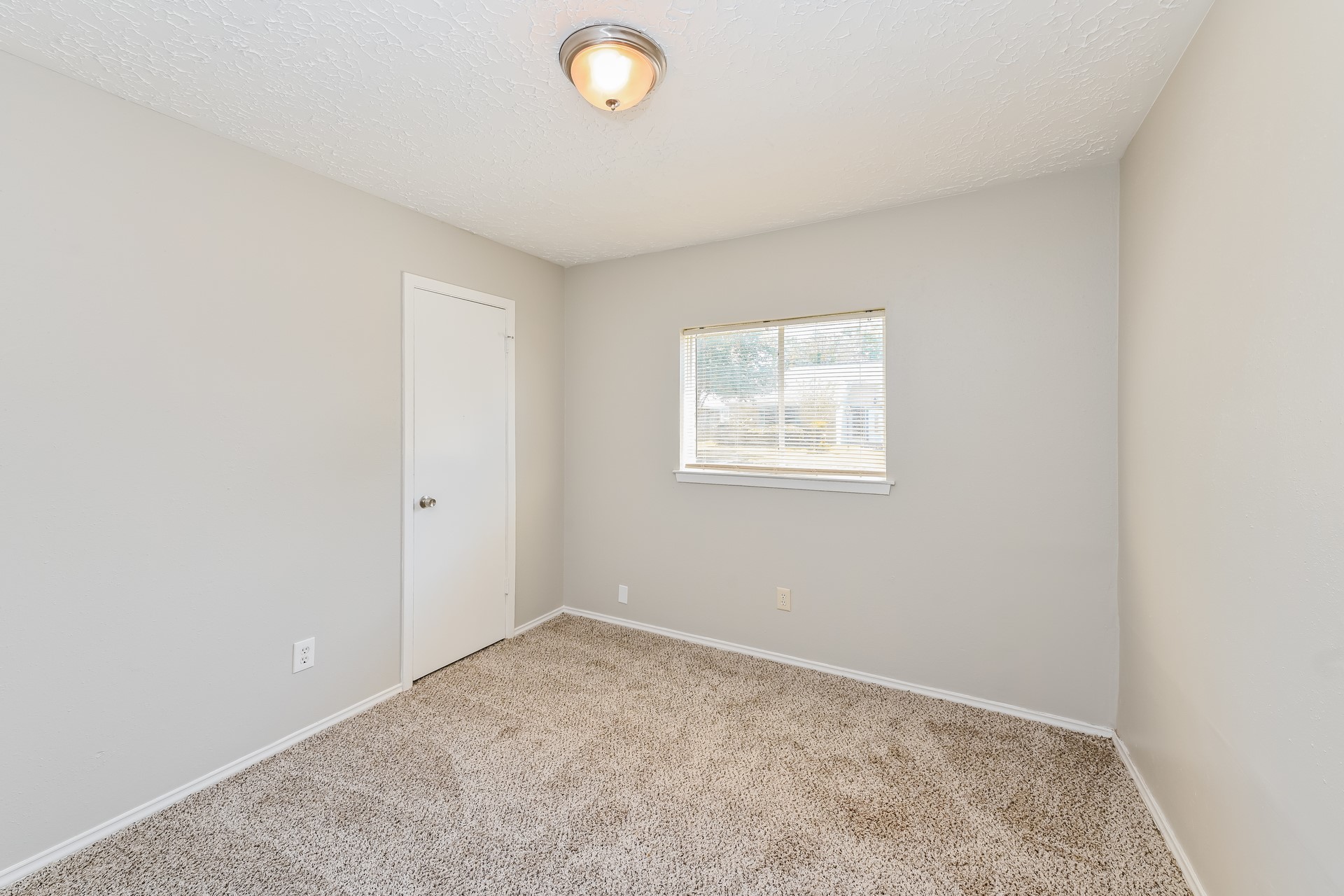 8403 Rustwood Court Humble, TX 77338 - Photo 10 of 15