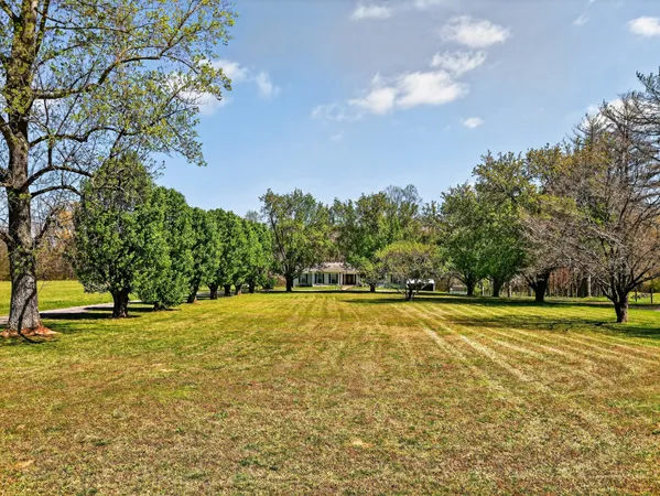 $625,000 | 502 Corders Crossroads Road, Fayetteville, TN 37334