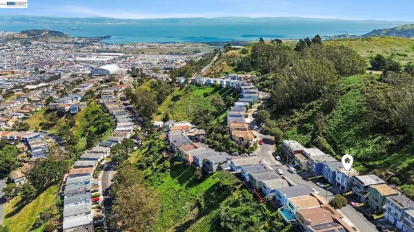 $1,188,000 | 109 Alta Vista Way, Daly City, CA 94014