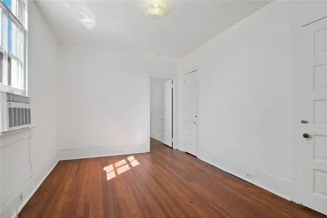 $1,300 | 1522 Leonidas Street, New Orleans, LA 70118