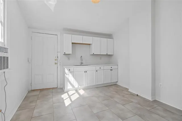 $1,300 | 1522 Leonidas Street, New Orleans, LA 70118